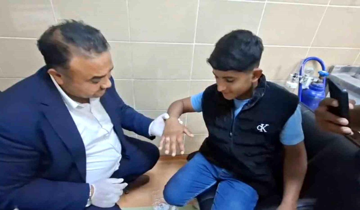 Parmağına yüzük sıkışan vatandaşın yardımına itfaiye amiri koştu