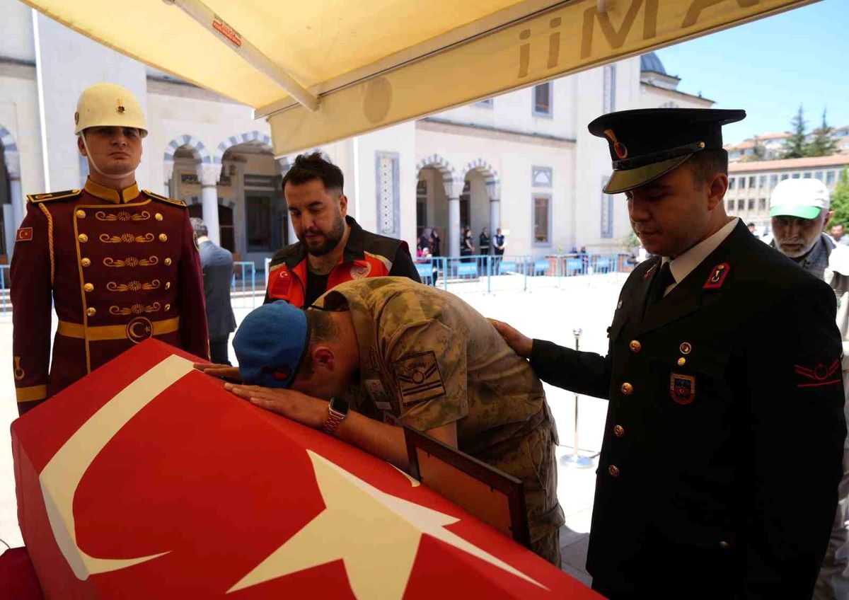 Şehit Astsubay Yusuf Ergün Kırıkkale'de Son Yolculuğuna Uğurlandı