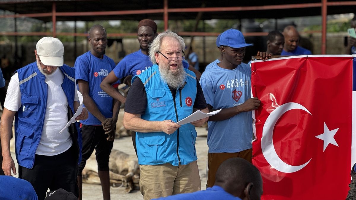 TDV'nin en yaşlı gönüllüsü, 23 yıldır Afrika kıtasındaki Müslümanların yardımına koşuyor