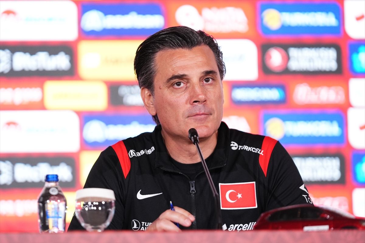 Vincenzo Montella'dan 'büyük hedefler' açıklaması Açıklaması
