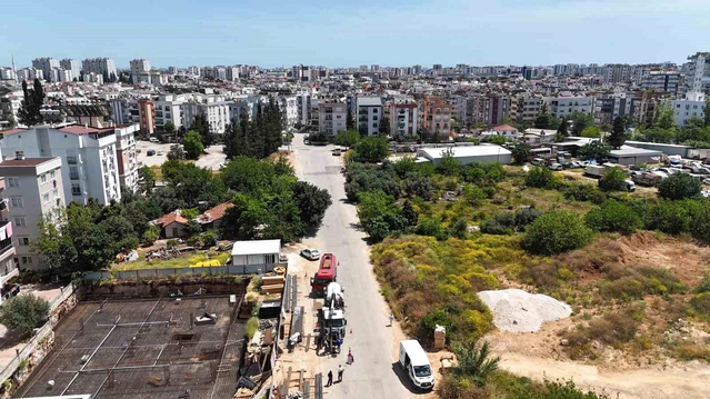 ASAT kanalizasyon hattı temizliği ve kapak düzenleme çalışmalarını sürdürüyor