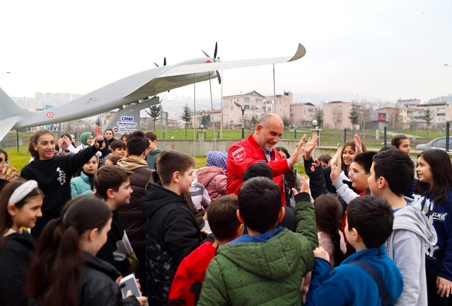 Başkan Sandıkçı: “Teknoloji üreten nesiller yetiştiriyoruz”