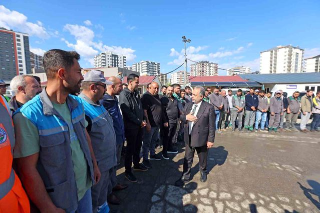 Başkan Yalçın'dan bayramın kahramanlarına teşekkür
