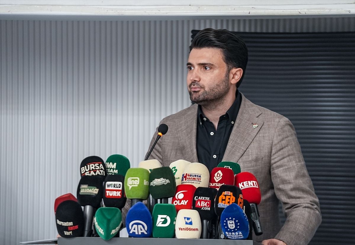 Bursaspor'dan dijital hamle: Plus uygulaması tanıtıldı