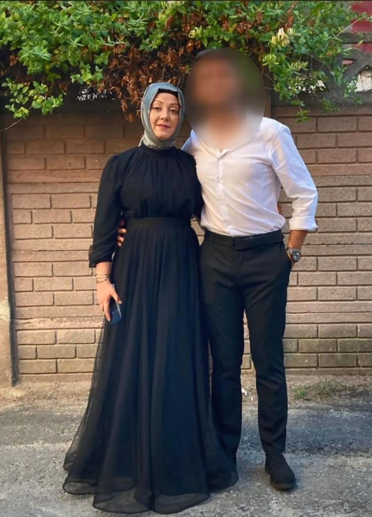 Çatalca'da otobüs durağındaki cinayet: Öldürmeden önce not yazıp çelenk göndermiş
