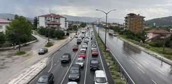 Çorum'da bayram dönüşü D-100 kara yolunda trafik yoğunluğu devam ediyor