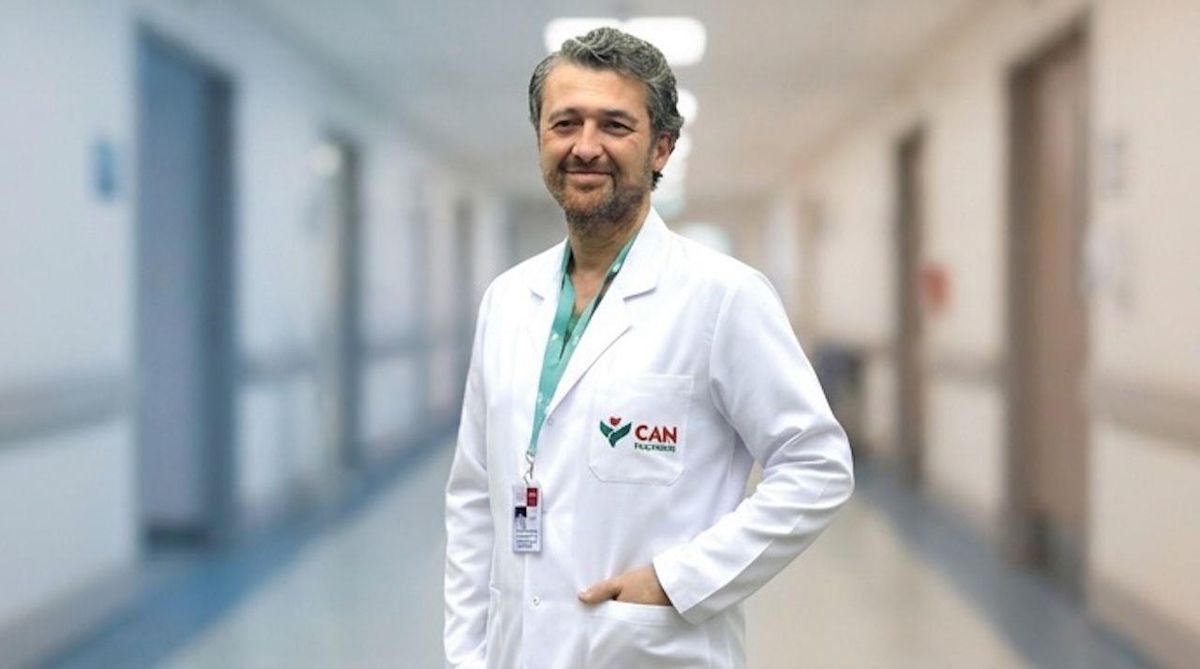 Doç. Dr. Şafak Öztürk’ten meme kanseri uyarısı: “Ailemde yok demeyin”