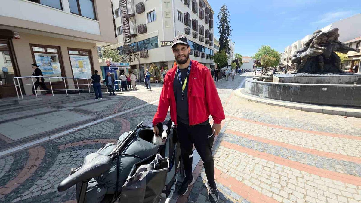 Filistin için pedal çeviriyor: Berlin'den Tokyo'ya uzanan yolculuk Edirne'den geçti