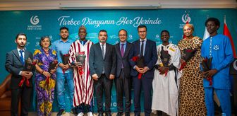 Gambiya'da YEE 'Gelin Tanış Olalım: Uluslararası Şiir Akşamı' etkinliği düzenledi