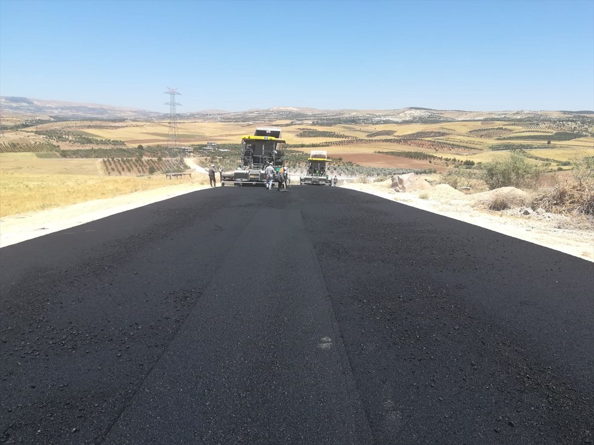 Gaziantep'te yağıştan zarar gören yollar onarılıyor