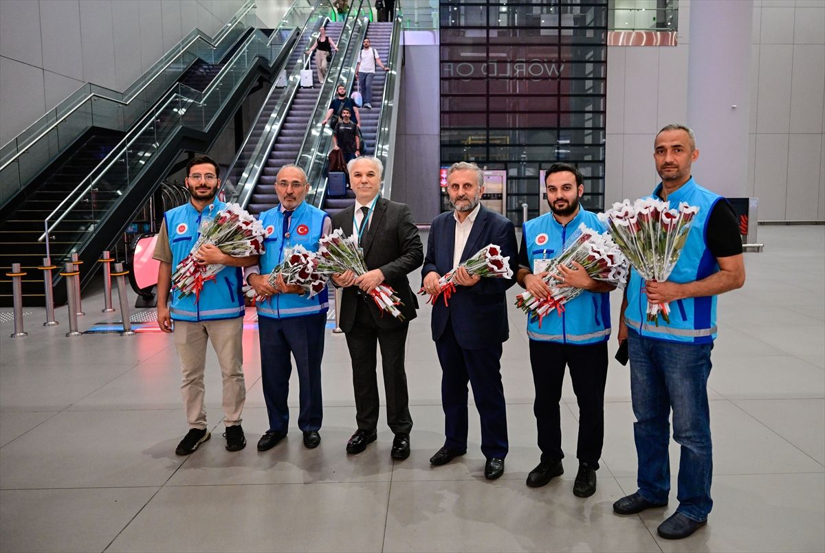 Hacıların kutsal topraklardan yurda dönüşleri sürüyor