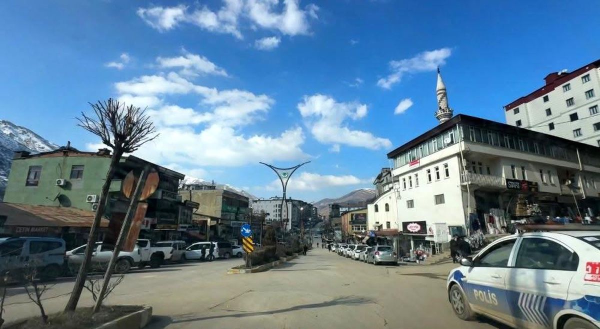 İran sınırında erkek cesedi bulundu