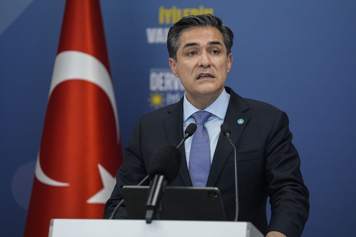 İYİ Parti Sözcüsü Kavuncu basın toplantısı düzenledi