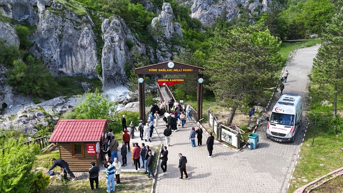 Kanyonlarıyla ünlü Pınarbaşı bayram tatilinde yaklaşık 80 bin ziyaretçi ağırladı