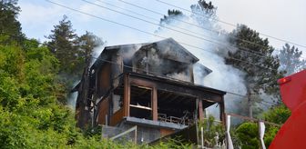 Kastamonu'da çıkan yangında villa kullanılamaz hale geldi