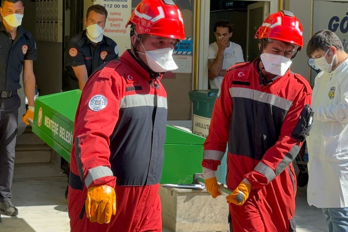 Yakınları 10 gün ulaşamadı, asansör boşluğunda ölü bulundu