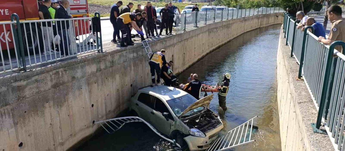 Otomobil sulama kanalına düştü, ekipler yaralı için seferber oldu