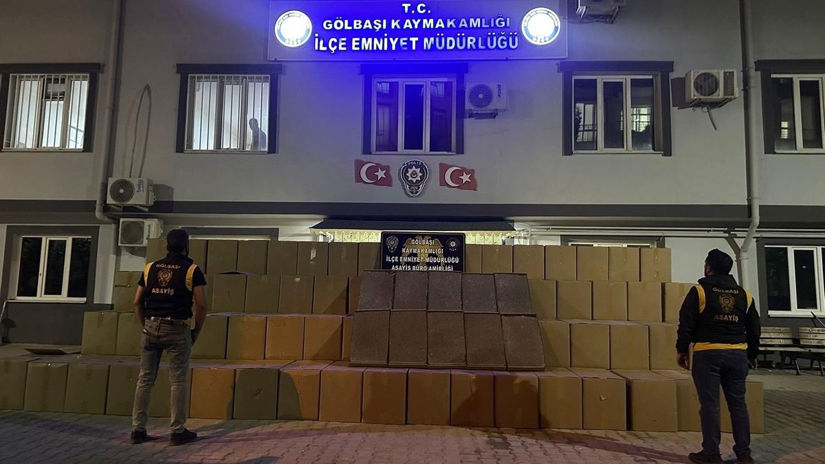 Şüpheli tırda 5,5 milyon adet bandrolsüz sigara ele geçirildi