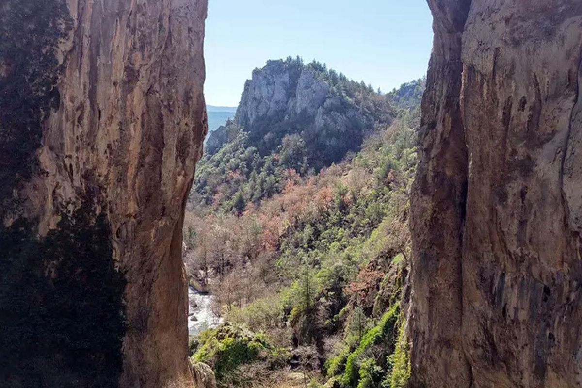 Tarihi kalıntıların da bulunduğu iki köy arasında kalan kanyon, keşfedilmeyi bekliyor
