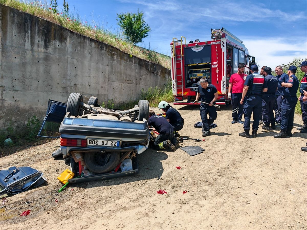 Tekirdağ'da menfeze düşen otomobilin sürücüsü öldü