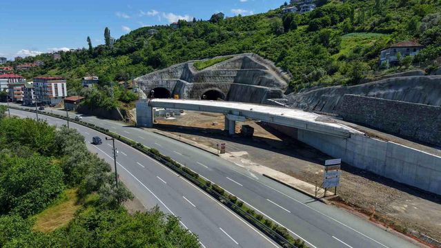 Trabzon'un 30 yıllık hayali olan Güney Çevre Yolu Projesi'nde çalışmalar sürüyor