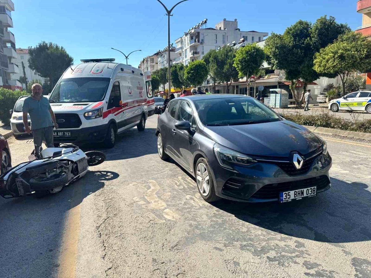 Yaya geçidinde duran motosiklete arkadan çarptı: 1 yaralı