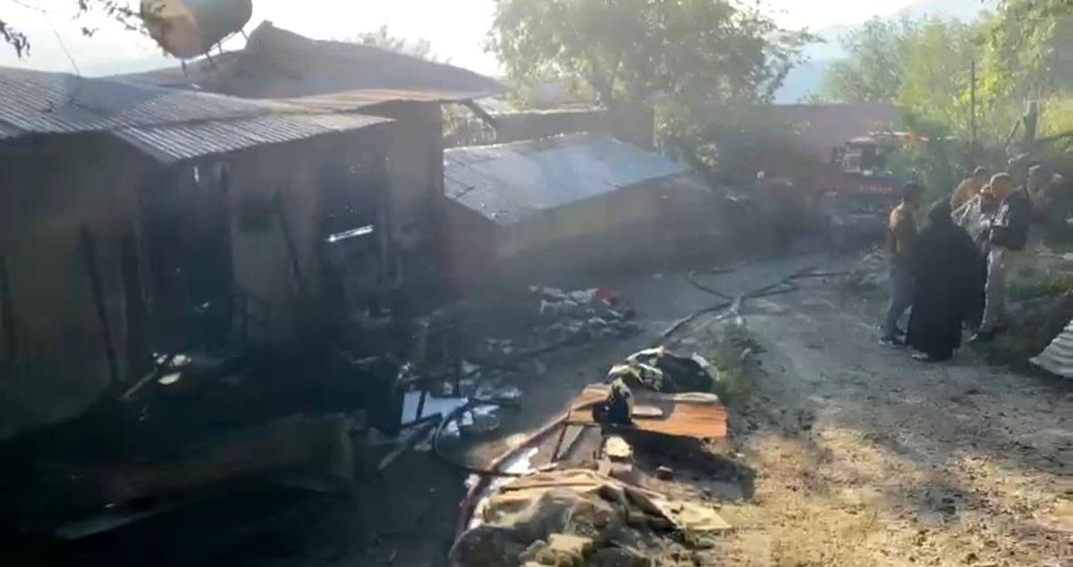 Yayla evinden ormana sıçrayan yangın söndürüldü