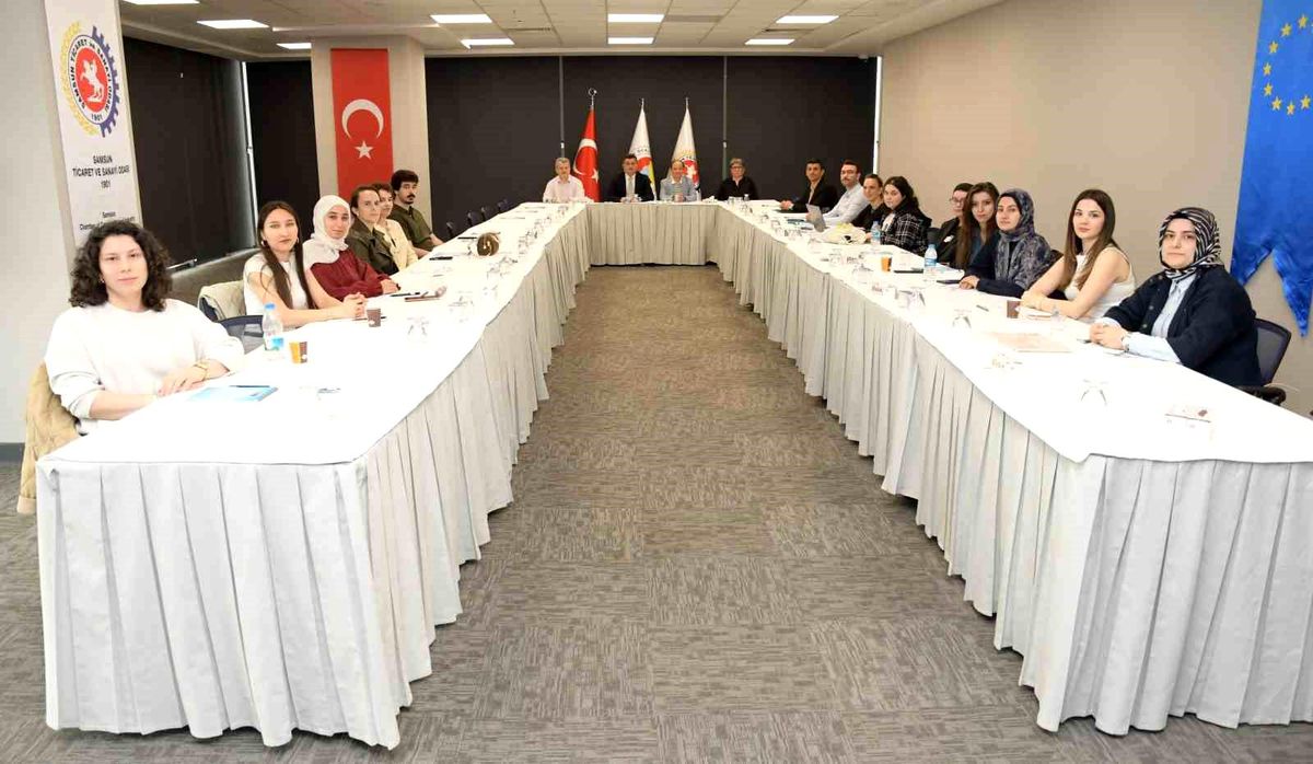 Yeşil dönüşüm için gençler sahaya hazırlanıyor