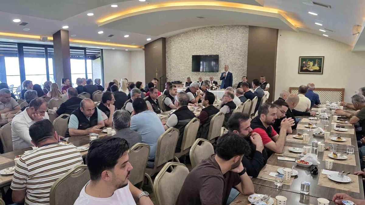 Zonguldak Orman Bölge Müdürlüğü'nde bayramlaşma töreni gerçekleştirildi