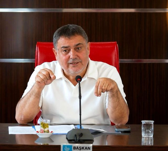 Aksu Belediye Başkanı Yıldırım'dan Cemal Enginyurt'a tepki