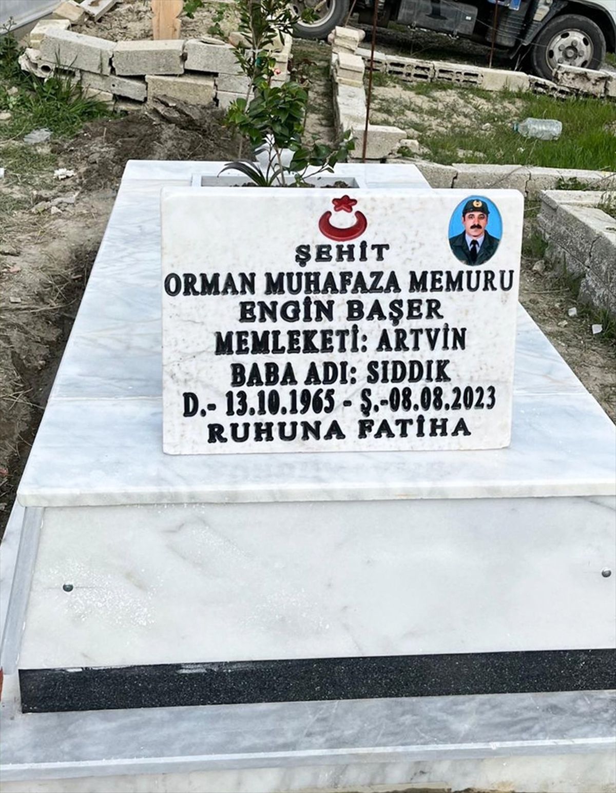 Artvin'de 9 şehit mezarı onarıldı