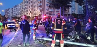 Balıkesir'de otomobilin istinat duvarına çarptığı kazada 1 kişi öldü, 1 kişi yaralandı