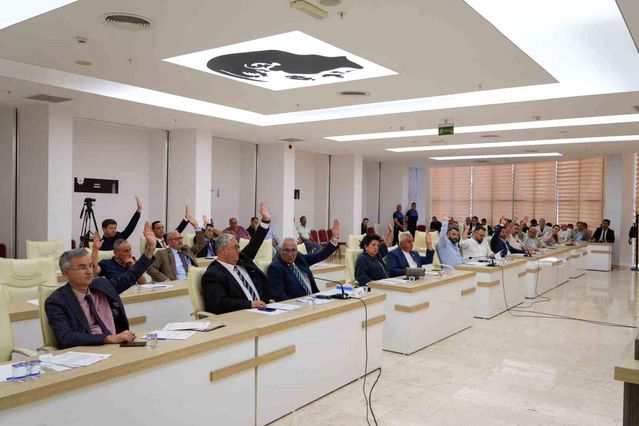 Başkan Subaşı, 100 adede kadar sıfır veya ikinci el toplu taşıma aracı alma yetkisi aldı
