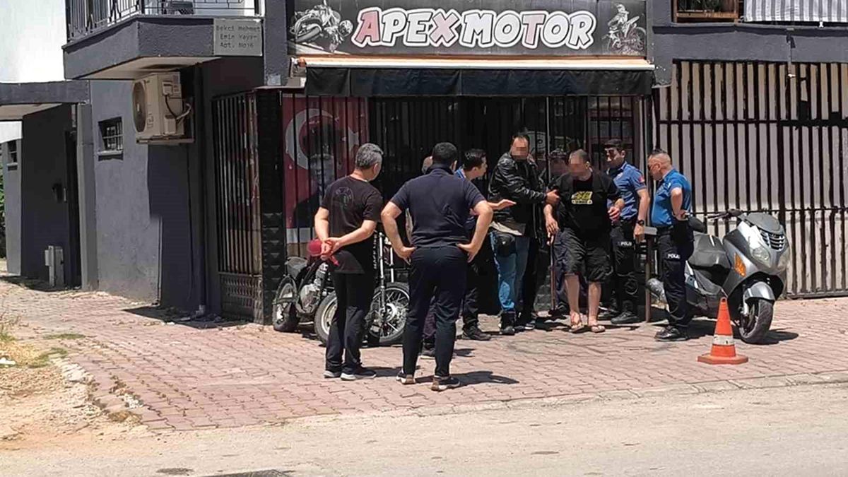 'Ben söz verdim mi tutarım' deyip üzerine benzin dökerek iş yerine kendini kilitledi