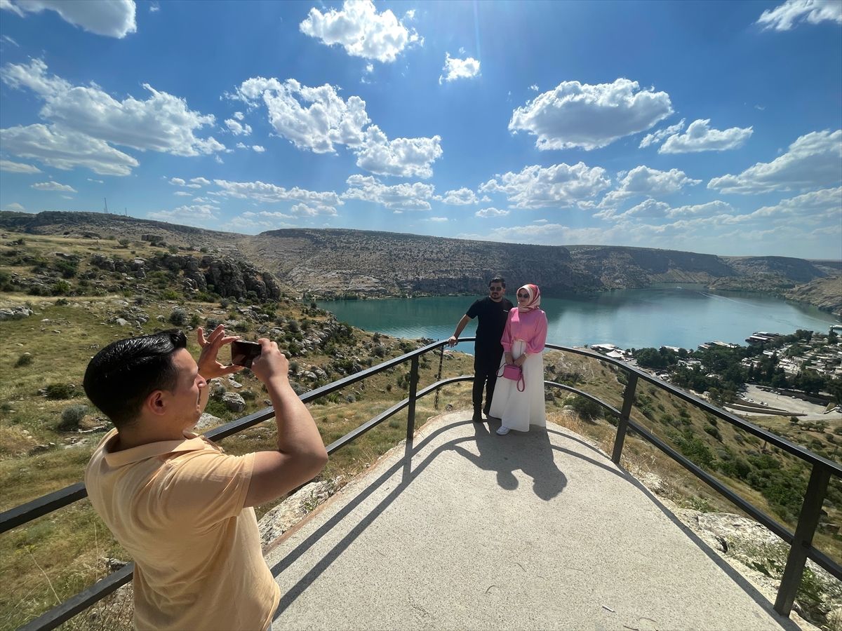 Bozkırın ortasında baraj gölü kıyısındaki 'sakin şehir' Halfeti ziyaretçilerini ağırlıyor
