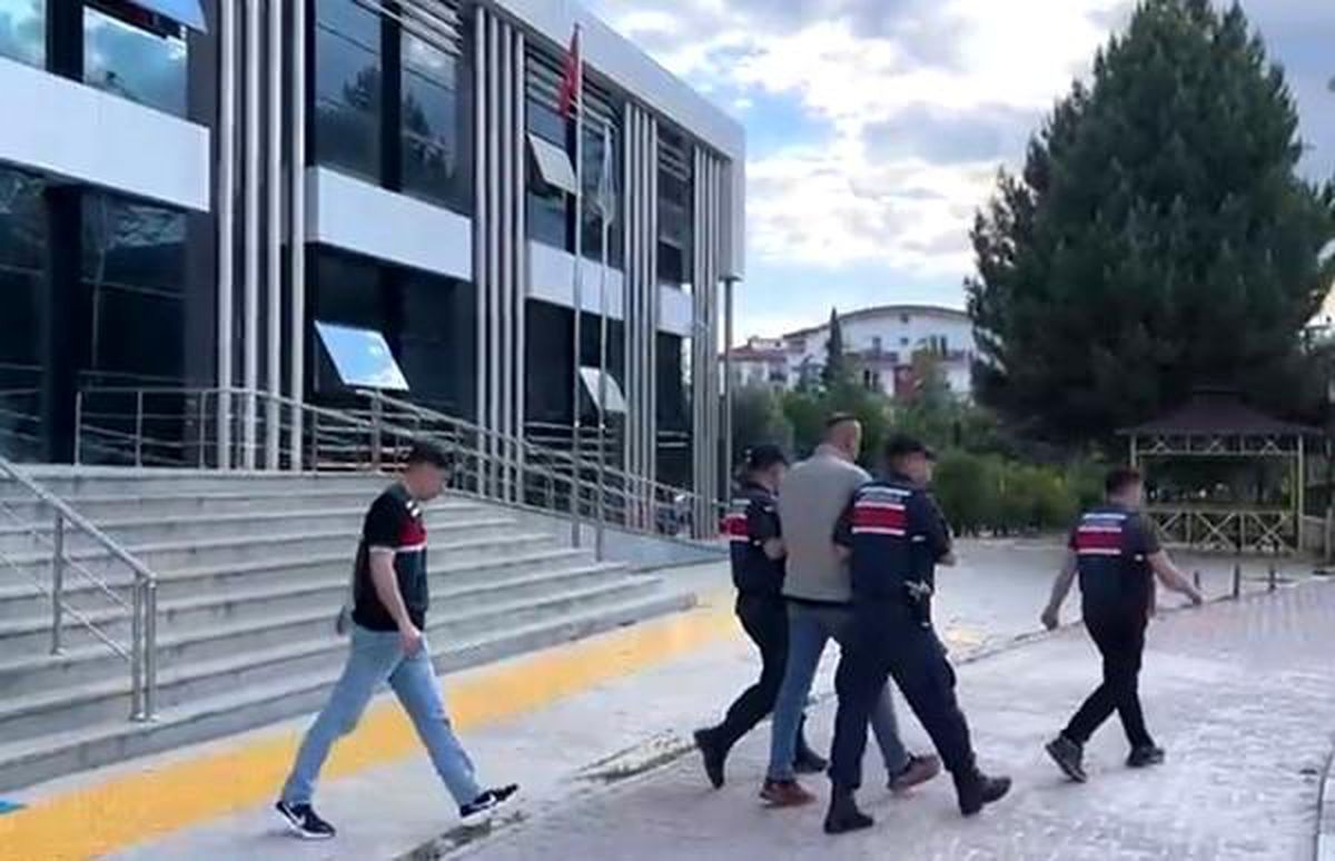 Burdur'da silahla 1 kişiyi ağır yaralayan şahıs tutuklandı