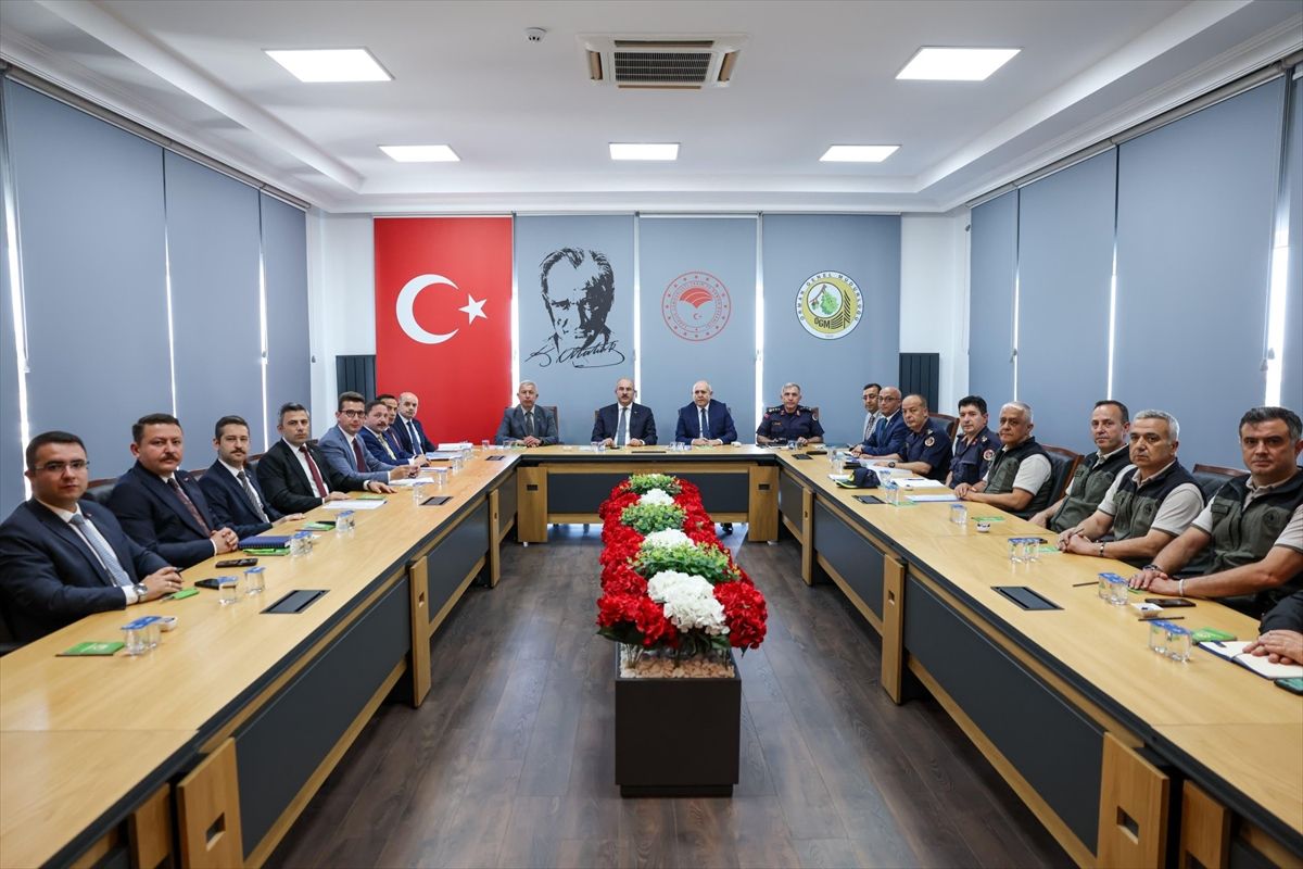 Çanakkale'de orman yangınlarıyla mücadele tedbirleri değerlendirildi