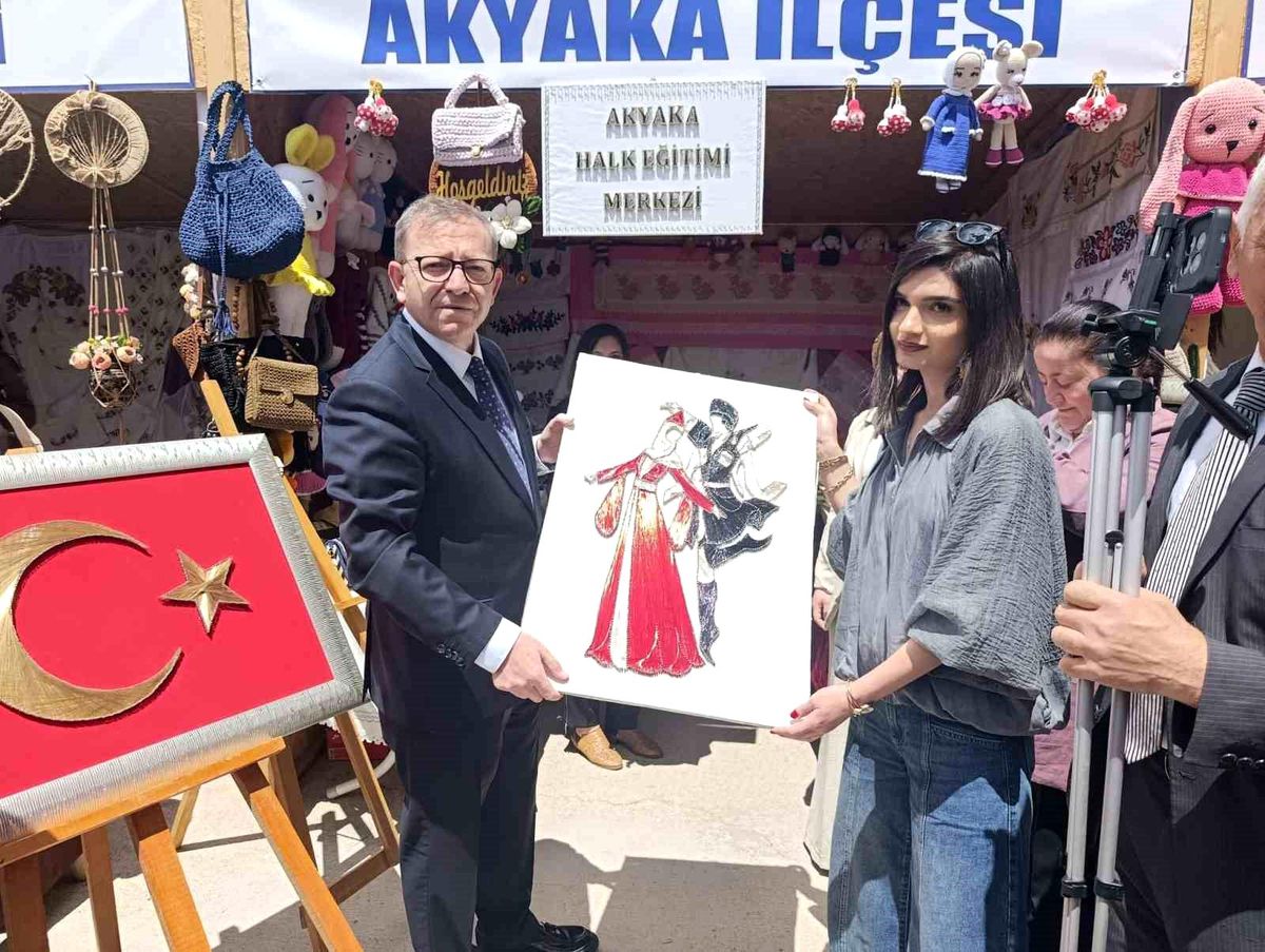 Kars'ta 'Her Zaman, Her Yere, Herkes İçin Eğitim' sergisinin açılışı yapıldı