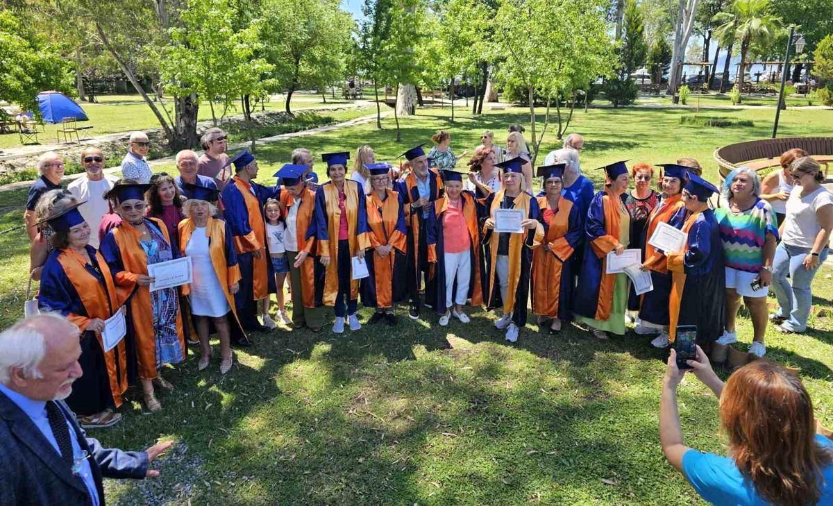 Köyceğiz'de Tazelenme Üniversitesi'nden Sene Sonu ve Mezuniyet Kahvaltısı