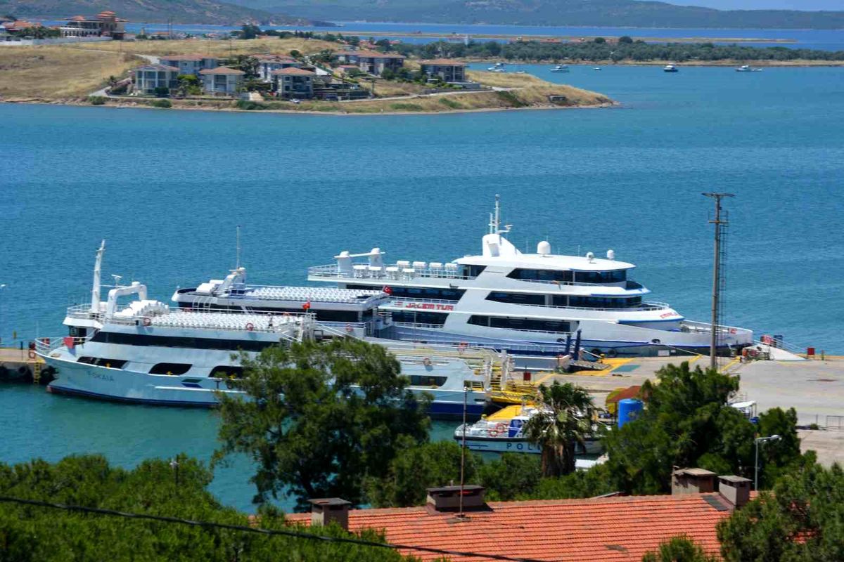 Kurban Bayramı, Ayvalık-Midilli hattında turizmcilerin yüzünü güldürdü
