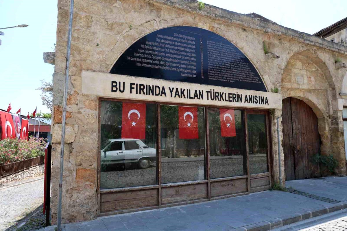 Kozan'ın Kurtuluşunun 106. Yılında Mezalim Fırını Ziyaret Edildi