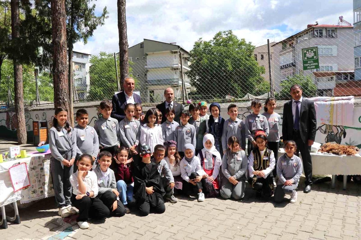 Oltu'da bilim şenliği coşkusu