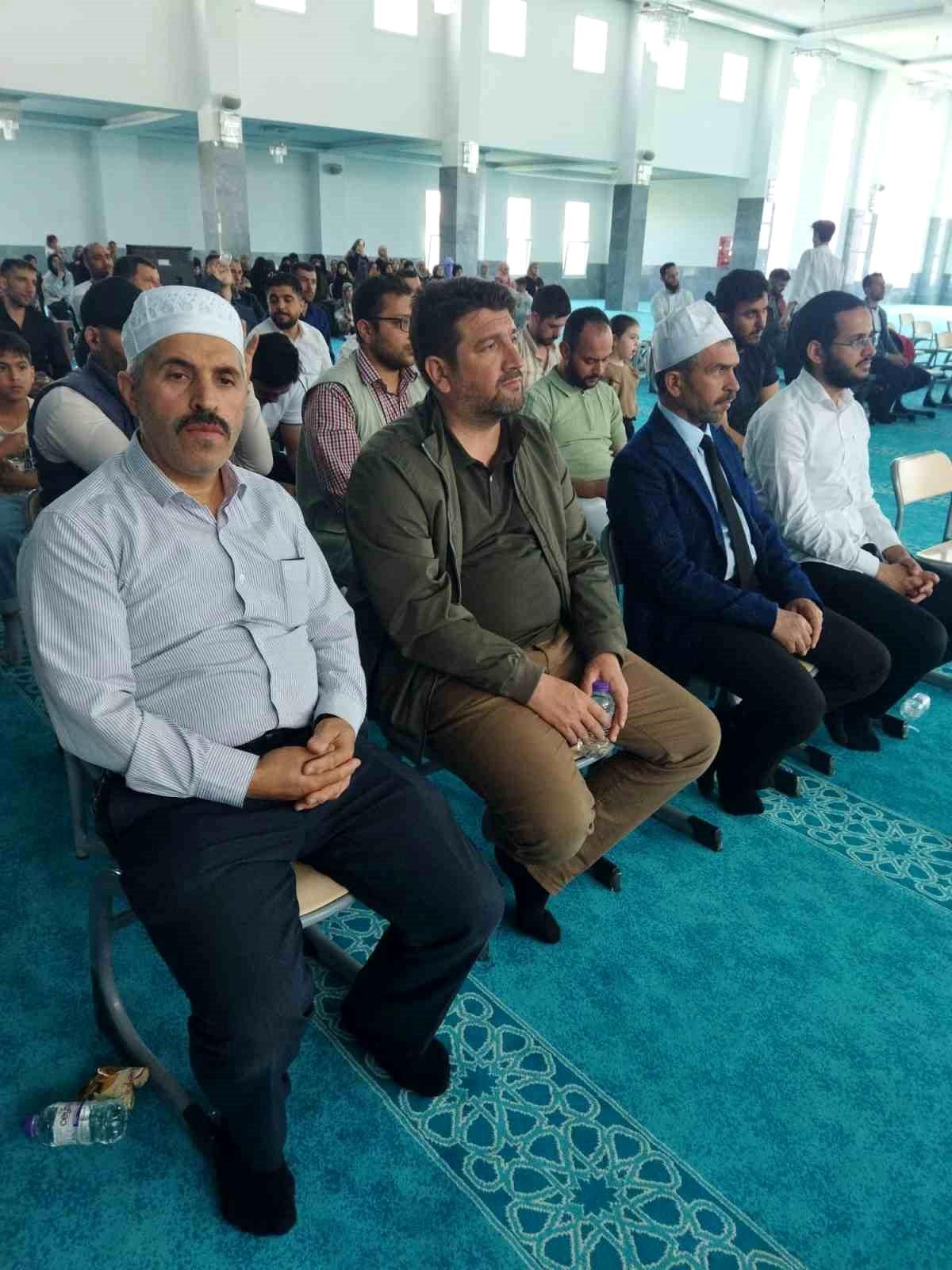 Uluslararası öğrencilerin din eğitim programı sona erdi