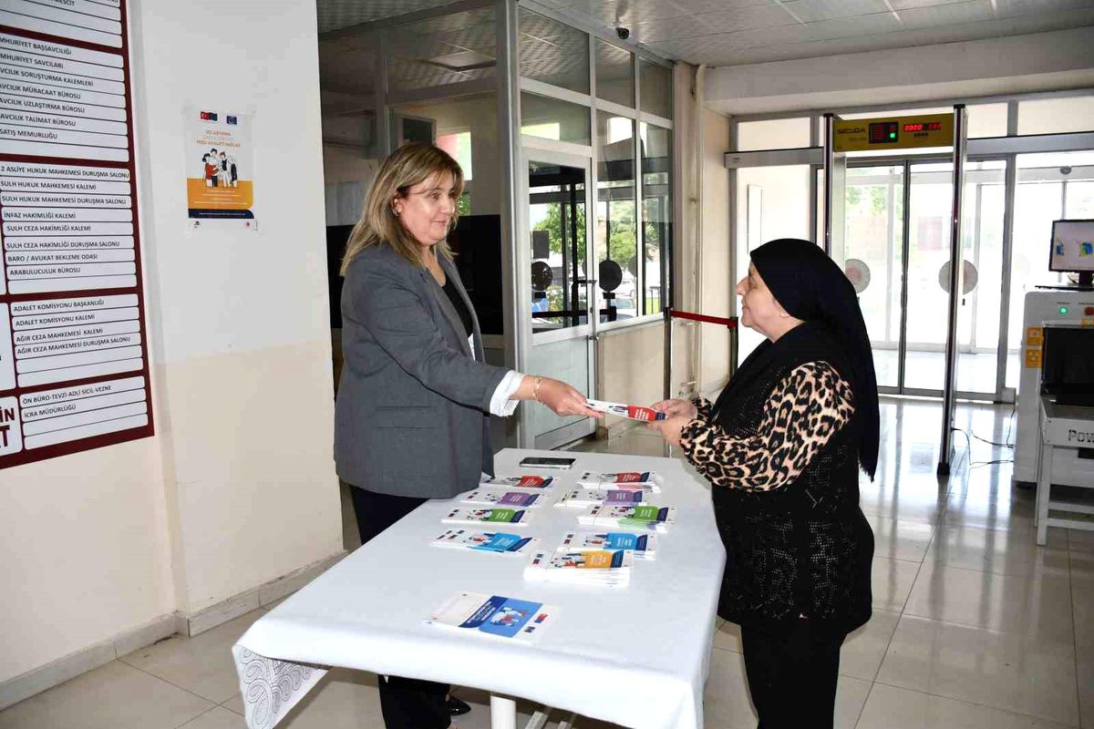 Vezirköprü'de Uzlaştırma Haftası bilgilendirmesi