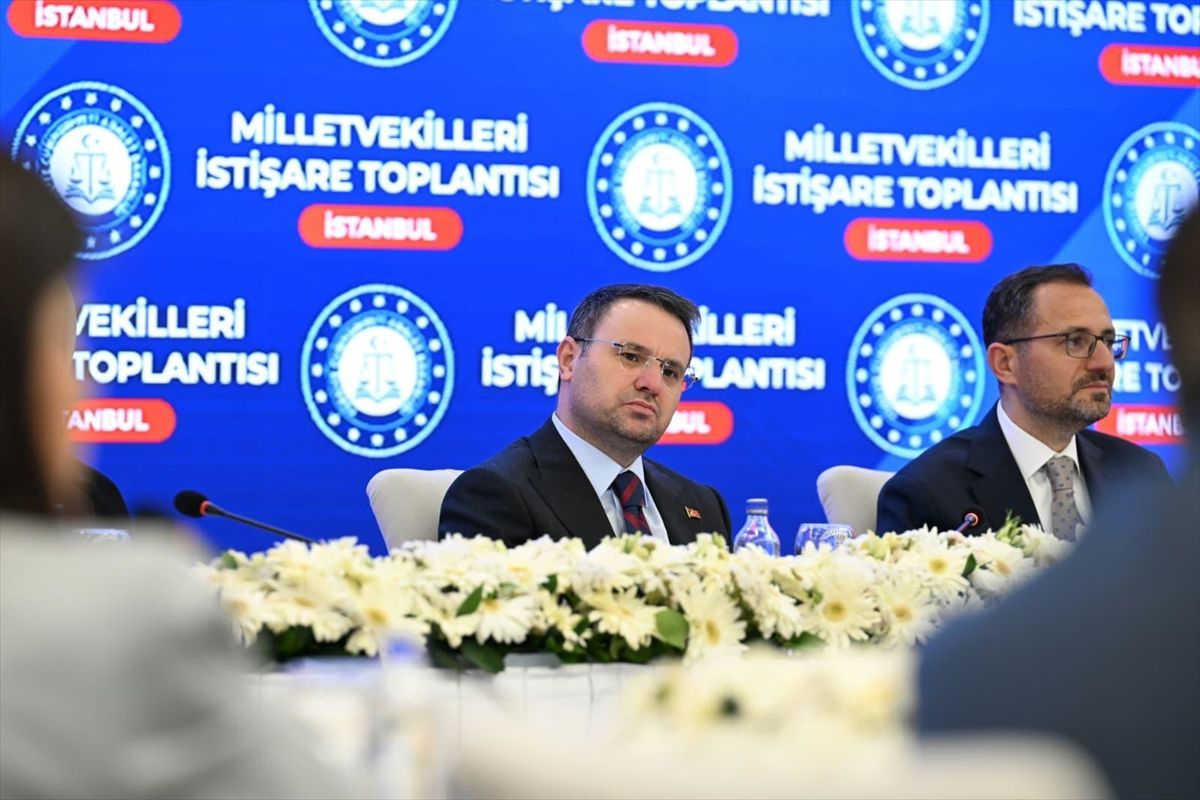 Adalet Bakanı Gürlek İstanbul milletvekilleriyle görüştü