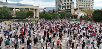 Tiran'da Trump bağlantılı turizm projesi protestosunda polis tazyikli su kullandı