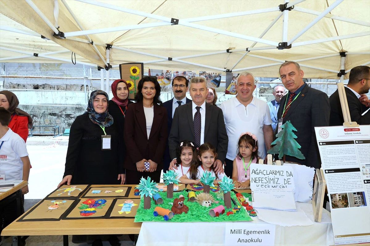 Artvin'de 'Harezmi Eğitim Modeli' projelerinin yer aldığı sergi açıldı