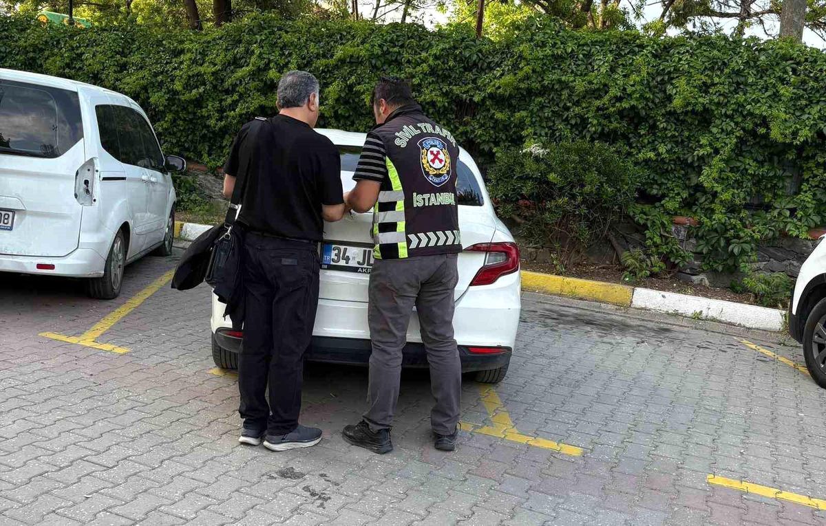 Avcılar'da trafikte yol verme kavgasında iki sürücüye 361 bin lira ceza
