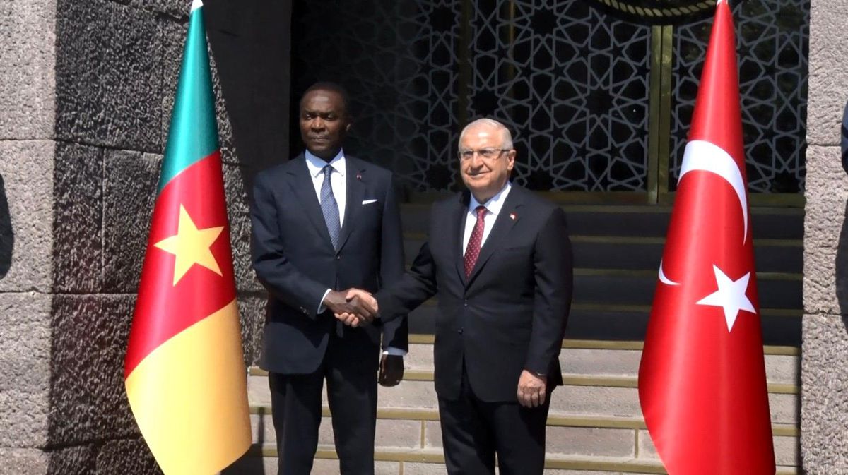 Bakan Güler, Kamerunlu mevkidaşı Assomo ile bir araya geldi