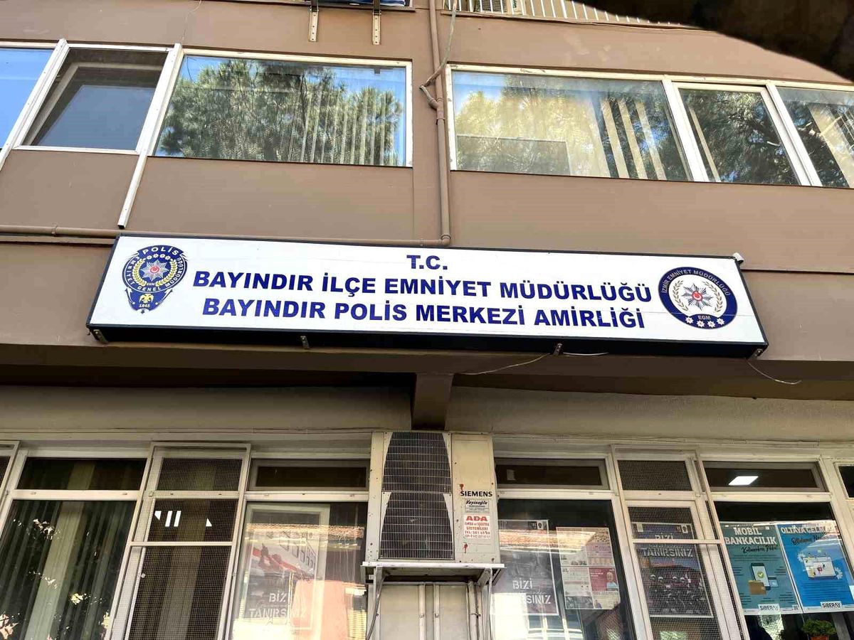 Bayındır'da kayıp olarak aranan 16 yaşındaki kız Manisa'da bulundu
